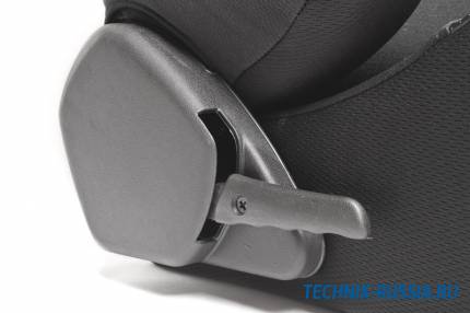 Спортивное сиденье полуковш TA-TECHNIX 117S2SW-R ткань черный